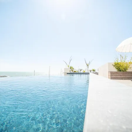 Luxury Mind Vue Exceptionnelle Pied Dans L'eau Parkings Prives 2 Places Climatisation Hyper Centre D'exception Ла-Гранд-Мот