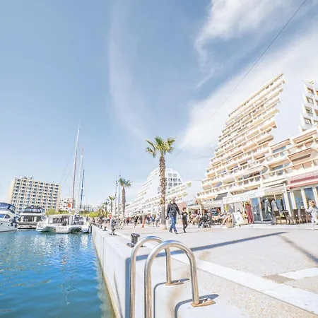 Апартаменты Luxury Mind Vue Exceptionnelle Pied Dans L'eau Parkings Prives 2 Places Climatisation Hyper Centre D'exception Ла-Гранд-Мот