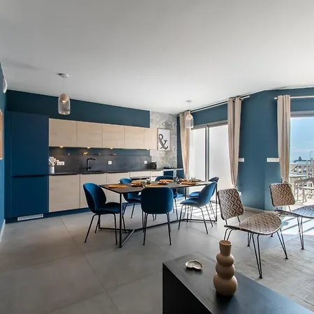 アパート Luxury Mind Vue Exceptionnelle Pied Dans L'eau Parkings Prives 2 Places Climatisation Hyper Centre D'exception *