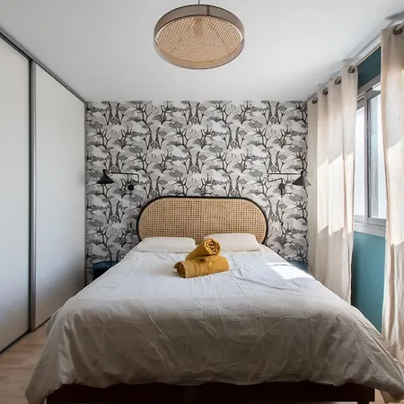 アパート Luxury Mind Vue Exceptionnelle Pied Dans L'eau Parkings Prives 2 Places Climatisation Hyper Centre D'exception *